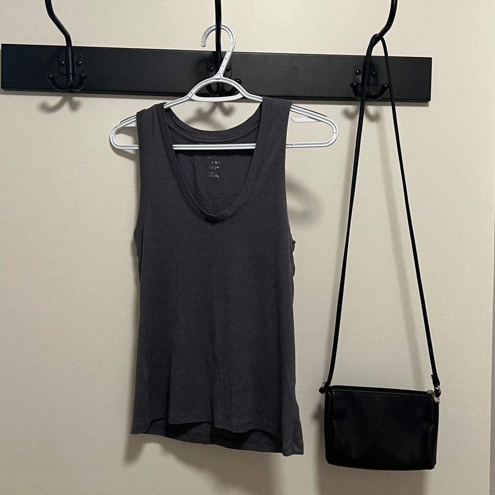 A New Day Basic Tank - L